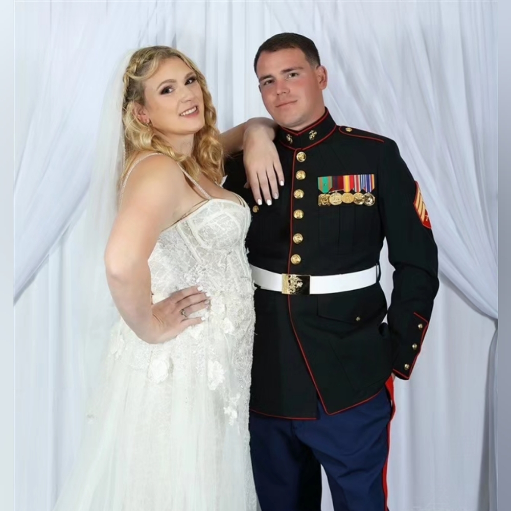 Meet your Posher, Apryle